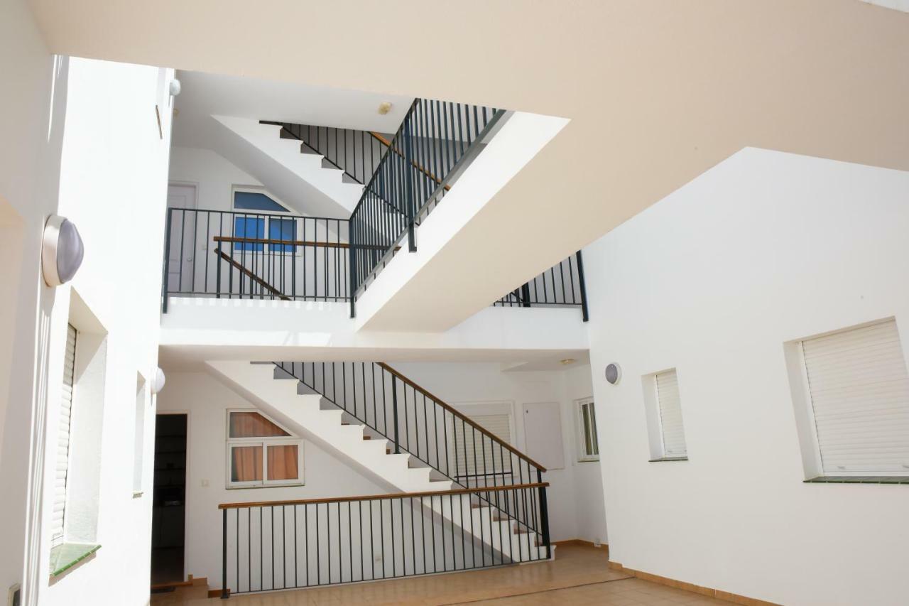 Apartamentos Perez Zara Conil De La Frontera Exterior photo