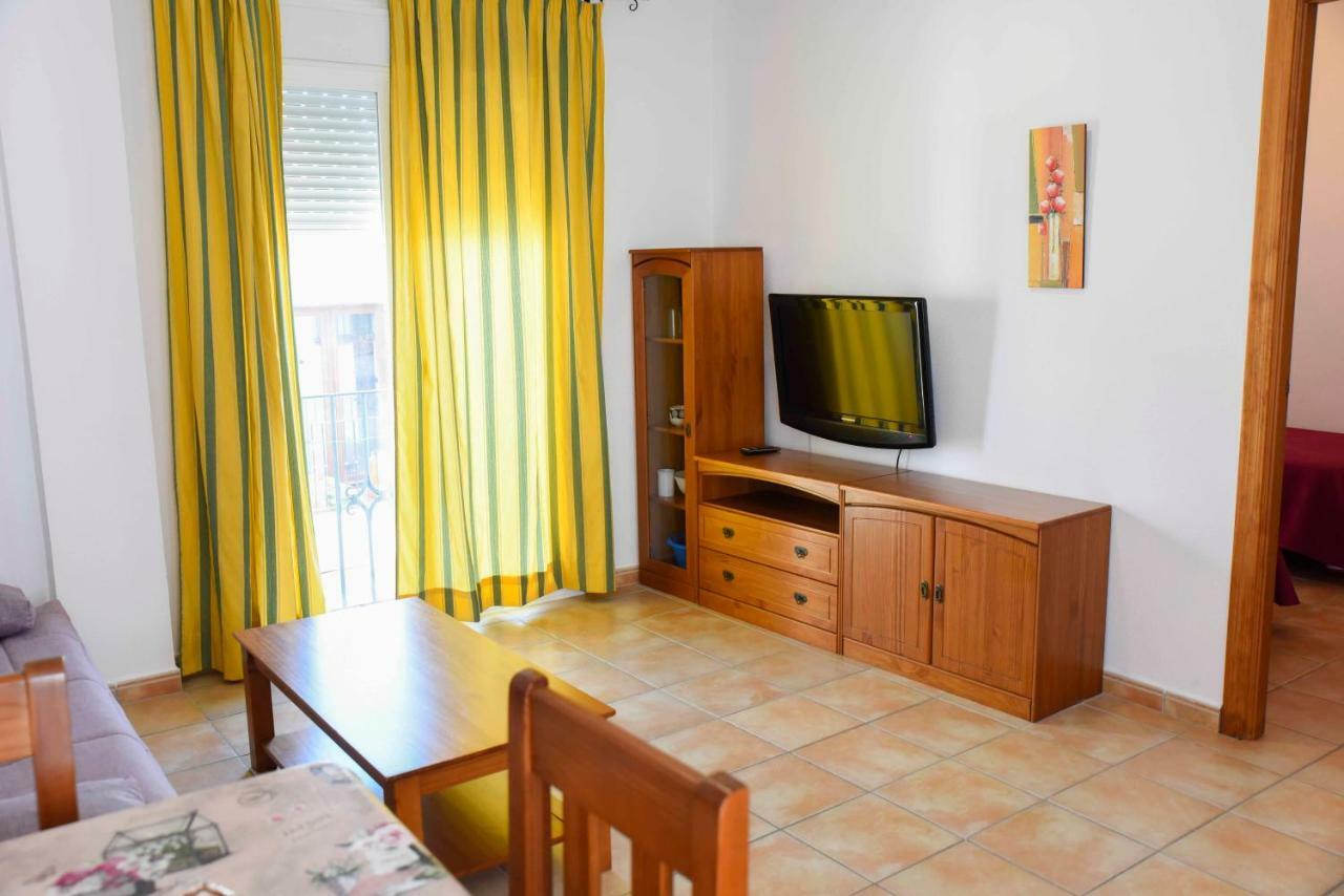 Apartamentos Perez Zara Conil De La Frontera Exterior photo