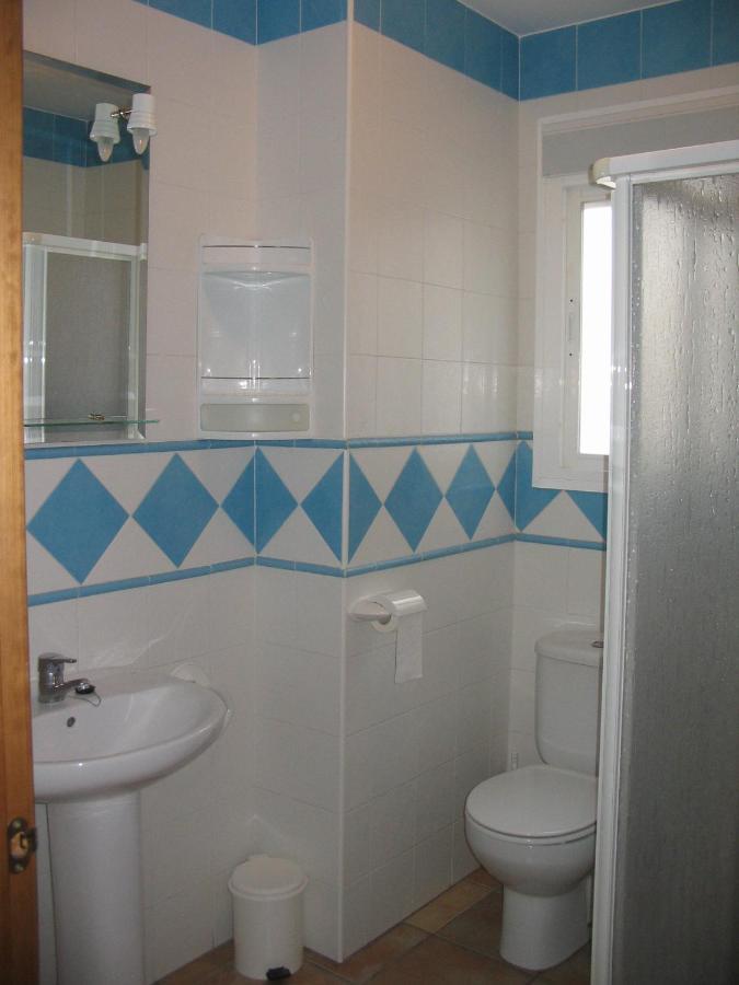 Apartamentos Perez Zara Conil De La Frontera Room photo
